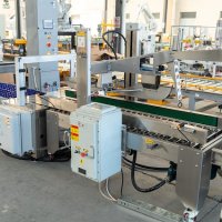 如何選擇封箱機(jī)使用的紙箱